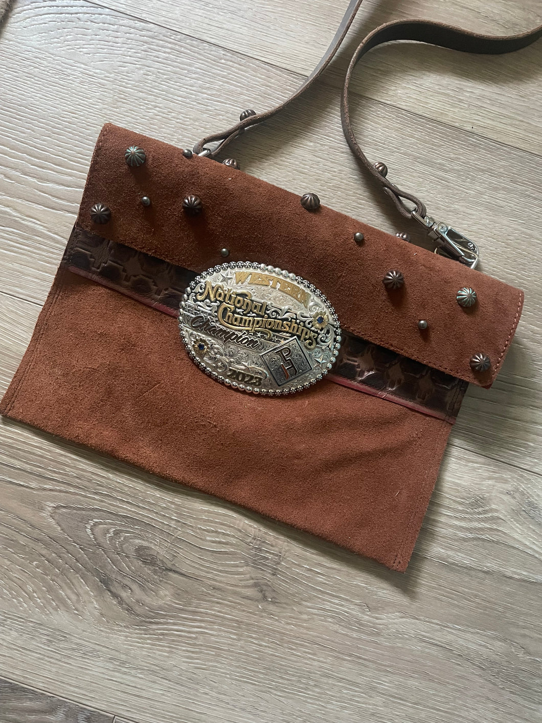 Trophy buckle purse